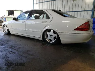 2005 Mercedes-Benz S-Class 5.0L with VIN WDBNG75J85A447977, listed as a Copart auction lot 89194145 with 158,851 mi miles and Clean Title. Bid and sale history available at carsss.com. Image 2.