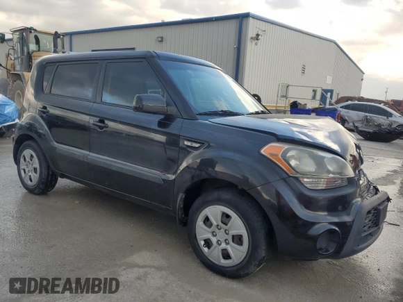 2013 Kia Soul with VIN KNDJT2A52D7535555, listed as a Copart auction lot 85111924 with 73,362 mi miles and Salvage Title. Bid and sale history available at carsss.com. Image 4.