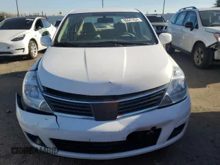 2008 Nissan Versa 1.8 S with VIN 3N1BC11EX8L464205, listed as a Copart auction lot 86641434 with 29,770 mi miles and Salvage Title. Bid and sale history available at carsss.com. Image 5.