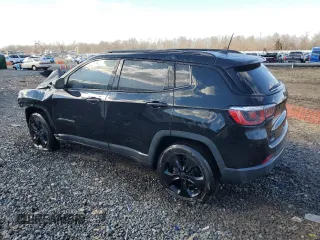 2019 Jeep Compass Latitude with VIN 3C4NJDBB2KT807067, listed as a Copart auction lot 47369375 with 0 mi miles and Salvage Title. Bid and sale history available at carsss.com. Image 2.