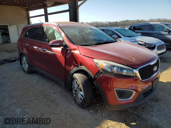 2017 Kia Sorento LX with VIN 5XYPG4A36HG245899, listed as a Copart auction lot 88665775 with 183,252 mi miles and Salvage Title. Bid and sale history available at carsss.com. Image 4.