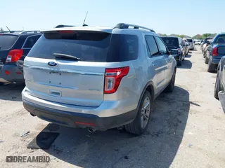 2015 Ford Explorer Limited with VIN 1FM5K7F86FGA26586, listed as a IAAI auction lot 41835232 with 161,191 mi miles. Bid and sale history available at carsss.com. Image 4.