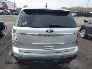 2015 Ford Explorer XLT with VIN 1FM5K8D84FGA83717, listed as a IAAI auction lot 41446111 with 88,876 mi miles and . Bid and sale history available at carsss.com. Image 17.