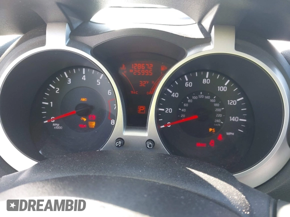 2012 Nissan Juke SL with VIN JN8AF5MV2CT112585, listed as a IAAI auction lot 41620244 with 128,672 mi miles. Bid and sale history available at carsss.com. Image 7.