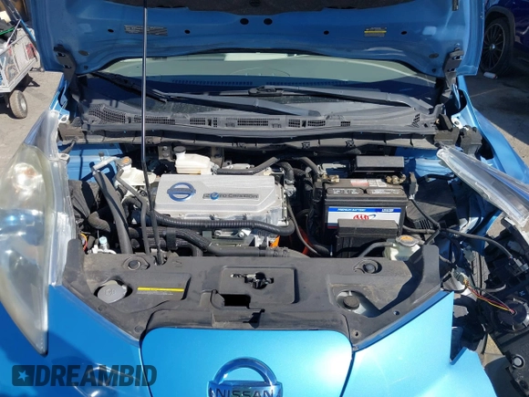 2011 Nissan LEAF SL-e with VIN JN1AZ0CP5BT007243, listed as a IAAI auction lot 41656364 with 36,042 mi miles. Bid and sale history available at carsss.com. Image 10.