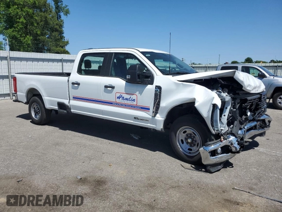 2023 Ford F-350 с VIN 1FT8W3AT7PEC84297, выставлен на аукционе Copart как лот 54800845 с пробегом 16 969 миль миль и Списание • Salvage title. История ставок и продаж доступна на DreamBid. Изображение 4.