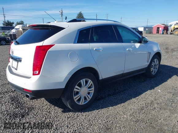 2015 Cadillac SRX Luxury Collection with VIN 3GYFNBE35FS574079, listed as a IAAI auction lot 41687762 with Not Provided miles and . Bid and sale history available at carsss.com. Image 4.