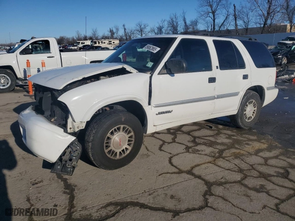 2000 GMC Envoy with VIN 1GKDT13W4Y2348984, listed as a Copart auction lot 89062865 with 159,592 mi miles and Salvage Title. Bid and sale history available at carsss.com. Image 1.