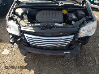 2014 Chrysler Town & Country Touring with VIN 2C4RC1BG2ER440037, listed as a Copart auction lot 69394284 with 125,978 mi miles and Salvage Title. Bid and sale history available at DreamBid. Image 12.