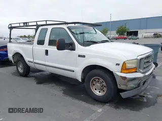 1999 Ford F-250 XL с VIN 1FTNX20L2XEC79228, выставлен на аукционе IAAI как лот 40369897 с пробегом 256 289 миль миль и . История ставок и продаж доступна на DreamBid. Изображение 1.