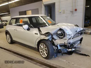 2020 MINI Hardtop Cooper with VIN WMWXR3C08L2M15462, listed as a Copart auction lot 44600205 with Not provided miles and Salvage title. Bid and sale history available at DreamBid. Image 4.