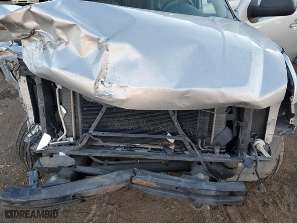 2010 Chevrolet Suburban LT with VIN 1GNUKJE32AR138759, listed as a Copart auction lot 41628475 with 209,813 mi miles and Salvage Title. Bid and sale history available at carsss.com. Image 12.