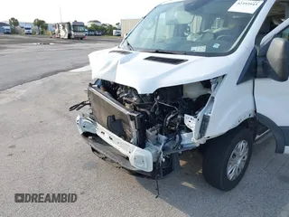 2017 Ford Transit XL с VIN 1FBZX2ZM6HKA10816, выставлен на аукционе IAAI как лот 42393943 с пробегом 41 939 миль миль и . История ставок и продаж доступна на DreamBid. Изображение 5.