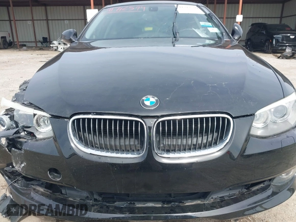 2011 BMW 3 Series 328i z VIN WBAKE5C52BE429545, wystawiony jako IAAI lot #41712599 z przebiegiem 67 746 mil mil oraz . Historia ofert i sprzedaży dostępna na DreamBid. Obrazek 12.