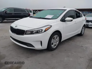 2017 Kia Forte LX with VIN 3KPFK4A7XHE112475, listed as a IAAI auction lot 40762895 with 61,394 mi miles. Bid and sale history available at carsss.com. Image 2.
