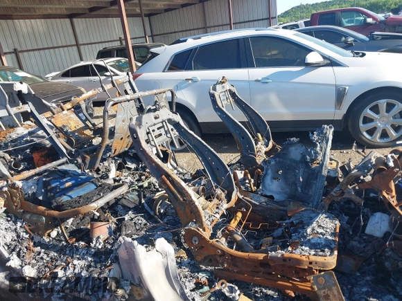 2019 Ford F-250 XL с VIN 1FT7W2BT3KED52074, выставлен на аукционе IAAI как лот 42292814 с пробегом Не указан миль и . История ставок и продаж доступна на DreamBid. Изображение 5.