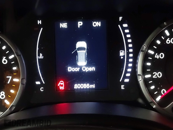 2018 Jeep Renegade Latitude with VIN ZACCJABB8JPJ22452, listed as a IAAI auction lot 42419654 with 60,086 mi miles and . Bid and sale history available at DreamBid. Image 7.