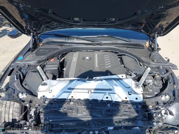 2022 BMW 4 Series M440i xDrive z VIN WBA13AW02NFL97513, wystawiony jako IAAI lot #42385642 z przebiegiem 33 827 mil mil oraz . Historia ofert i sprzedaży dostępna na DreamBid. Obrazek 10.