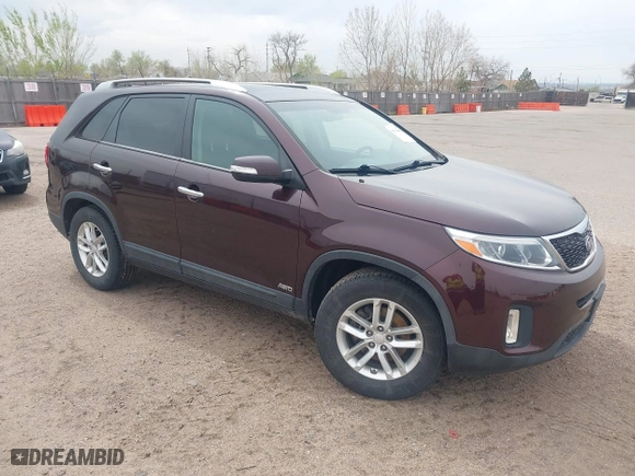 2015 Kia Sorento LX with VIN 5XYKTCA69FG571798, listed as a IAAI auction lot 41934889 with 101,363 mi miles. Bid and sale history available at carsss.com. Image 1.