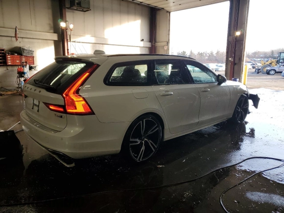 2020 Volvo V90 with VIN YV1A22VMXL1142421, listed as a Copart auction lot 85781704 with 51,950 mi miles and Salvage title. Bid and sale history available at DreamBid. Image 3.