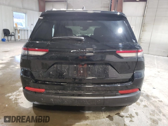 2024 Jeep Grand Cherokee Laredo with VIN 1C4RJHAG6R8929378, listed as a Copart auction lot 42204865 with 8,086 mi miles and Salvage title. Bid and sale history available at DreamBid. Image 6.