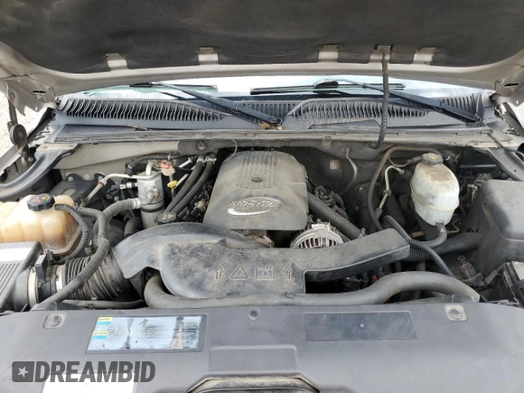 2005 Chevrolet Suburban LS с VIN 3GNEC16Z55G286463, выставлен на аукционе Copart как лот 61260555 с пробегом 255 049 миль миль и Списание • Salvage title. История ставок и продаж доступна на DreamBid. Изображение 12.