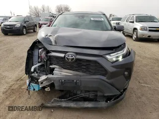 2024 Toyota RAV4 XLE Premium z VIN 2T3A1RFV2RC416702, wystawiony jako Copart lot #49220345 z przebiegiem 14 147 mil mil oraz Szkoda całkowita • Salvage title. Historia ofert i sprzedaży dostępna na DreamBid. Obrazek 5.