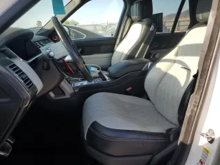 2020 Land Rover Range Rover SV Autobiography Dynamic with VIN SALGW2RE5LA575063, listed as a Copart auction lot 60424275 with 81,501 mi miles and Salvage title. Bid and sale history available at DreamBid. Image 7.