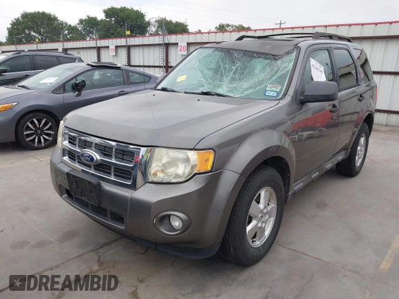 2010 Ford Escape XLT с VIN 1FMCU9D78AKB95229, выставлен на аукционе IAAI как лот 42366349 с пробегом 152 077 миль миль и . История ставок и продаж доступна на DreamBid. Изображение 19.