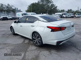 2020 Nissan Altima Platinum with VIN 1N4BL4FV0LC146255, listed as a IAAI auction lot 41043847 with 74,521 mi miles and . Bid and sale history available at carsss.com. Image 3.