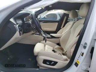 2020 BMW 5 Series 530i xDrive z VIN WBAJR7C03LCE58567, wystawiony jako Copart lot #52381325 z przebiegiem 27 309 mil mil oraz Szkoda całkowita • Salvage title. Historia ofert i sprzedaży dostępna na DreamBid. Obrazek 7.