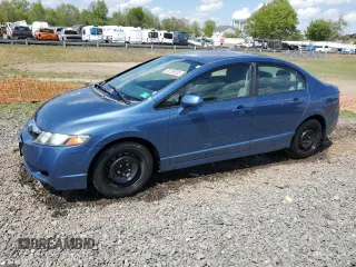 2009 Honda Civic LX z VIN 2HGFA16599H363035, wystawiony jako Copart lot #55135035 z przebiegiem 198 397 mil mil oraz Szkoda całkowita • Salvage title. Historia ofert i sprzedaży dostępna na DreamBid. Obrazek 1.