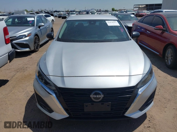 2024 Nissan Altima SV z VIN 1N4BL4DV4RN304323, wystawiony jako IAAI lot #42478247 z przebiegiem 47 968 mil mil oraz . Historia ofert i sprzedaży dostępna na DreamBid. Obrazek 12.