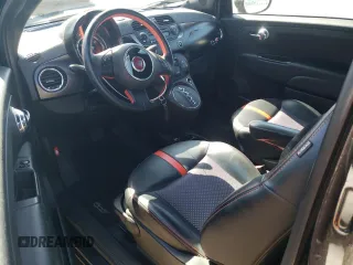 2013 FIAT 500e z VIN 3C3CFFGE9DT714089, wystawiony jako Copart lot #73840974 z przebiegiem 79 837 mil mil oraz Czysty tytuł • Clean title. Historia ofert i sprzedaży dostępna na DreamBid. Obrazek 8.