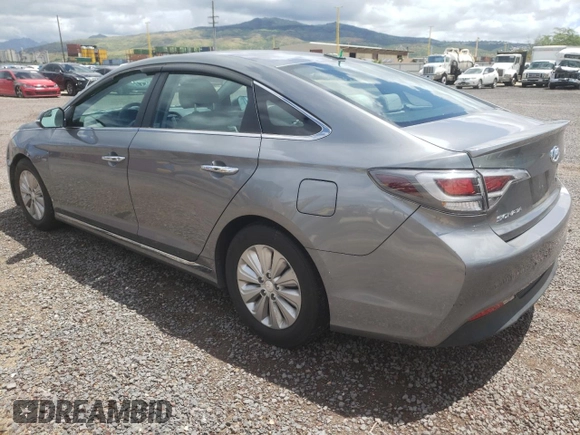 2017 Hyundai Sonata Hybrid SE with VIN KMHE24L3XHA064433, listed as a Copart auction lot 53213903 with 88,919 mi miles. Bid and sale history available at carsss.com. Image 2.