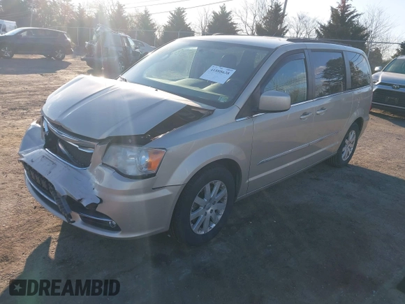 2015 Chrysler Town & Country Touring with VIN 2C4RC1BG8FR537647, listed as a IAAI auction lot 41888638 with 146,866 mi miles. Bid and sale history available at carsss.com. Image 2.