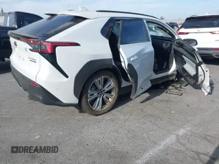 2023 Subaru Solterra Premium с VIN JTMABABA5PA010716, выставлен на аукционе IAAI как лот 42039950 с пробегом 20 115 миль миль и . История ставок и продаж доступна на DreamBid. Изображение 4.