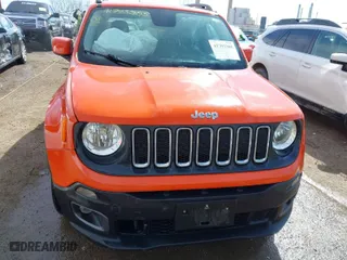2015 Jeep Renegade Latitude with VIN ZACCJABTXFPC10180, listed as a IAAI auction lot 41793305 with 102,769 mi miles. Bid and sale history available at carsss.com. Image 12.