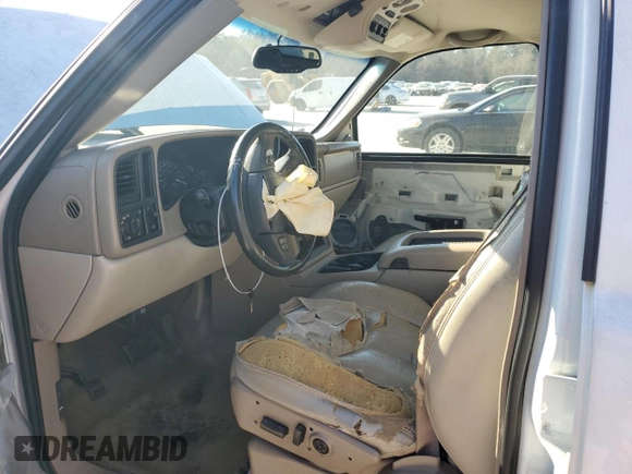 2004 GMC Yukon XL SLT with VIN 1GKEC16Z24J133503, listed as a Copart auction lot 88059805 with 0 mi miles and Salvage Title. Bid and sale history available at carsss.com. Image 7.