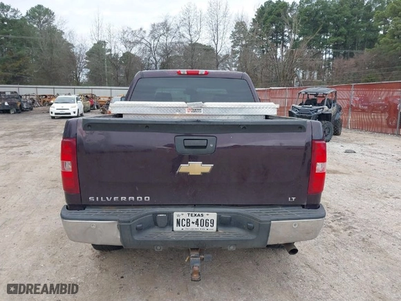 2008 Chevrolet Silverado 1500 LTZ with VIN 2GCEC13Y281121522, listed as a IAAI auction lot 41636172 with 274,769 mi miles. Bid and sale history available at carsss.com. Image 16.