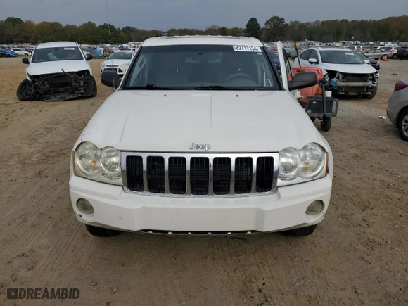 2007 Jeep Grand Cherokee Limited with VIN 1J8HR58267C572574, listed as a Copart auction lot 82717134 with 180,991 mi miles and Salvage Title. Bid and sale history available at carsss.com. Image 5.