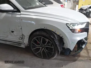 2021 Audi Q8 Premium Plus z VIN WA1EVAF11MD013975, wystawiony jako IAAI lot #41380207 z przebiegiem 77 979 mil mil oraz . Historia ofert i sprzedaży dostępna na DreamBid. Obrazek 6.