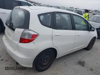 2013 Honda Fit with VIN JHMGE8H30DC067178, listed as a IAAI auction lot 41498926 with 121,036 mi miles. Bid and sale history available at carsss.com. Image 13.