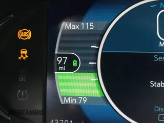 2017 Chevrolet Bolt EV LT z VIN 1G1FW6S00H4186094, wystawiony jako IAAI lot #41678309 z przebiegiem 43 781 mil mil oraz . Historia ofert i sprzedaży dostępna na DreamBid. Obrazek 17.