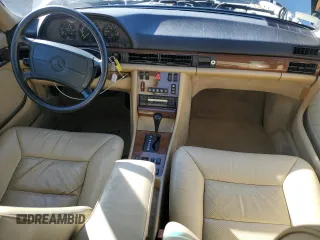 1989 Mercedes-Benz 300 with VIN WDBCA24DXKA468784, listed as a Copart auction lot 46307885 with 233,061 mi miles and Salvage Title. Bid and sale history available at DreamBid. Image 8.