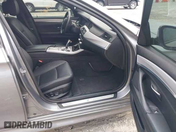 2013 BMW 5 Series 535i xDrive with VIN WBAFU7C54DDU69344, listed as a IAAI auction lot 42103048 with 123,918 mi miles and . Bid and sale history available at DreamBid. Image 5.