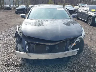 2014 Hyundai Azera Limited with VIN KMHFH4JG0EA368973, listed as a IAAI auction lot 41656545 with 108,631 mi miles and . Bid and sale history available at carsss.com. Image 6.