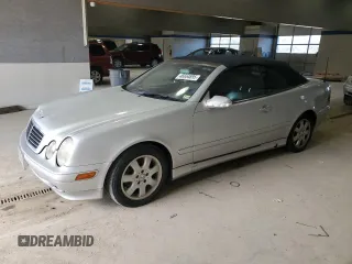 2002 Mercedes-Benz CLK with VIN WDBLK65G92T114739, listed as a Copart auction lot 46654895 with 91,209 mi miles and Salvage Title. Bid and sale history available at carsss.com. Image 1.