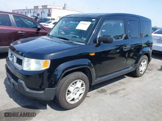2010 Honda Element LX with VIN 5J6YH1H3XAL003109, listed as a IAAI auction lot 41839027 with NaN miles. Bid and sale history available at carsss.com. Image 17.