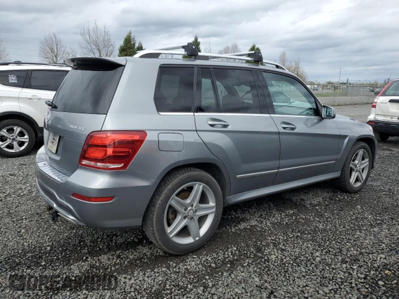 2014 Mercedes-Benz GLK 250 with VIN WDCGG0EB3EG195413, listed as a Copart auction lot 50622035 with 174,459 mi miles and Salvage Title. Bid and sale history available at DreamBid. Image 3.